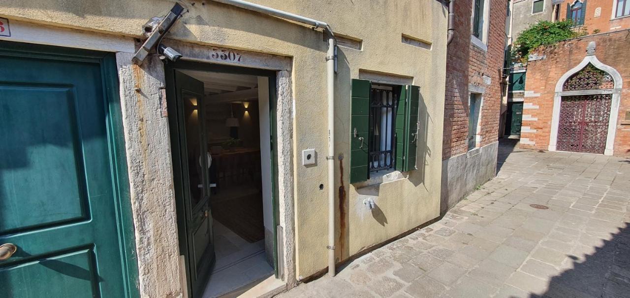 Dimore Del Borgo Antico - Corte Da Lezze Venesia Bagian luar foto